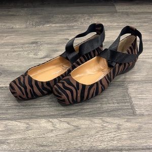 Jessica Simpson ballet flats